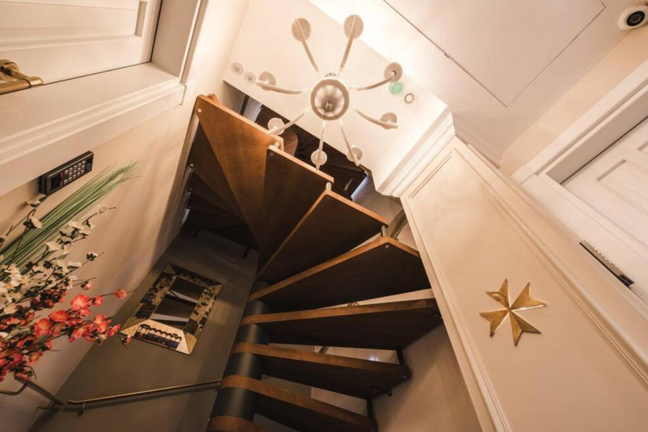 Zebbuga The Penthouse Suite 7 Luaran gambar